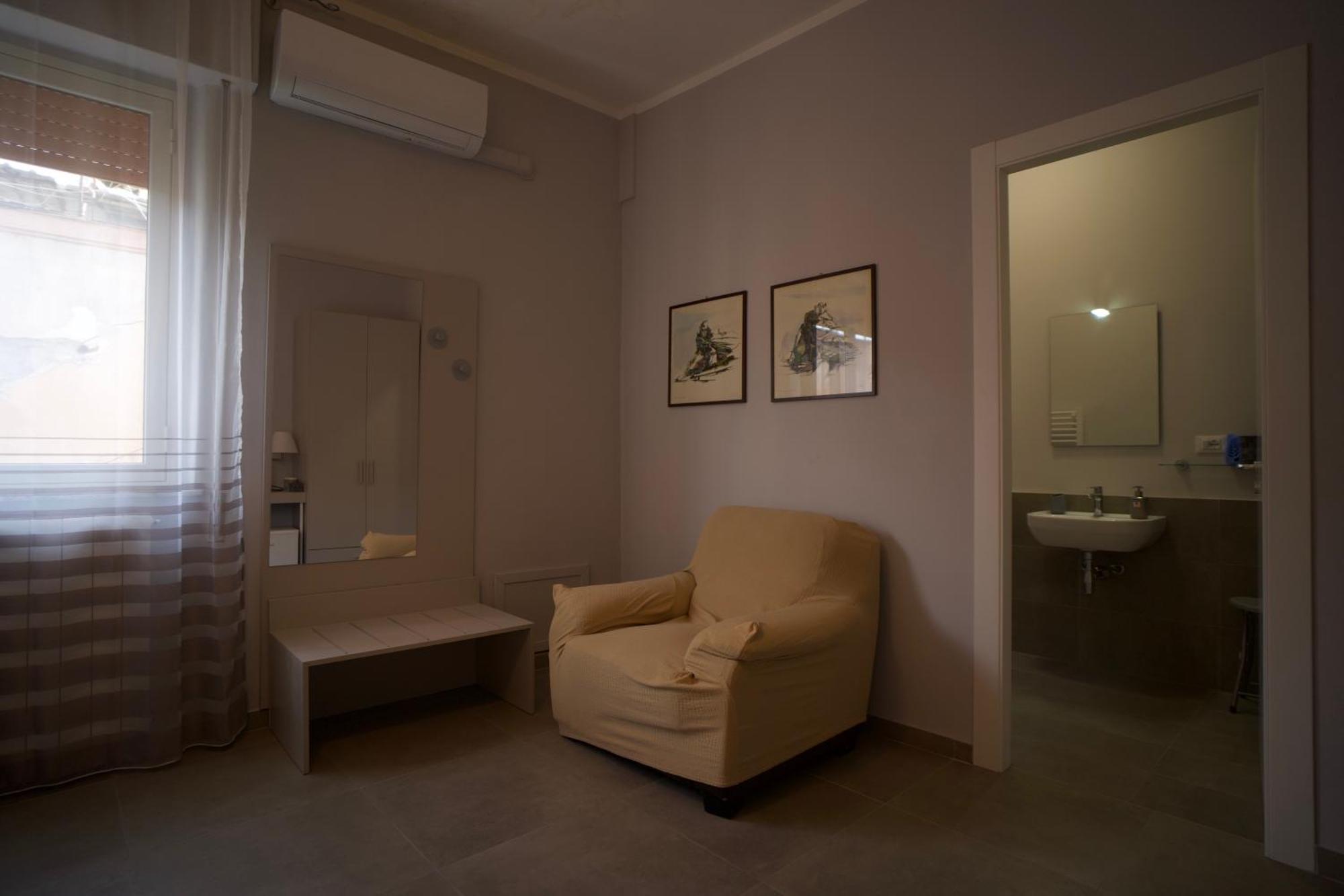 Donna Franca Rooms And Suite Palermo Exterior foto